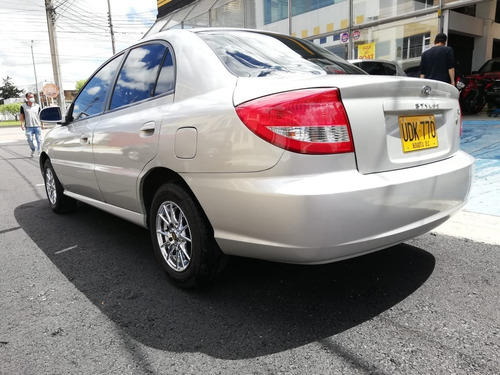 Kia Rio Stylus