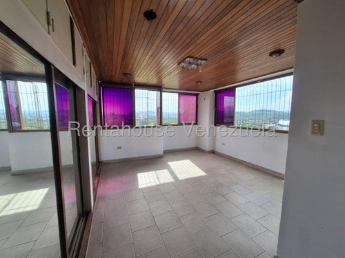 Aslibel Melendez Asesor De Renta Housa Ofrece Amplio Y Luminoso Apartamento Que Ofrecen Una Vista Espectacular De La Ciudad