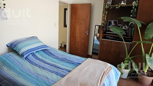 Casa En Venta 4 Dormitorios, Pileta, Cochera Triple Ideal Comercial