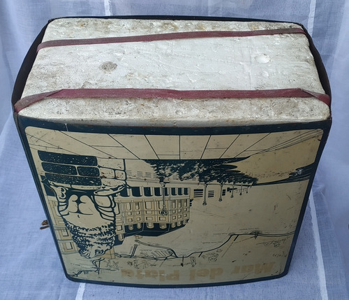 Heladera Antigua De Chapa Y Telgopor Mar Del Plata (Usado)
