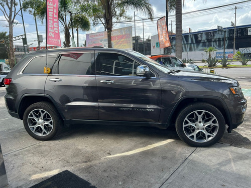 Jeep Grand Cherokee 5.7 Limited Lujo 4x4 At