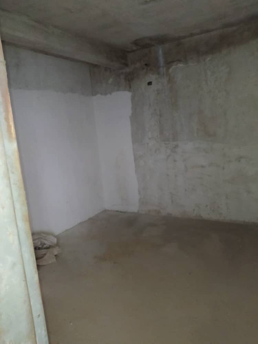 Imagen 8 de 24 de Se Vende Casa En Santa Rita Linares Alcántara 04124827470