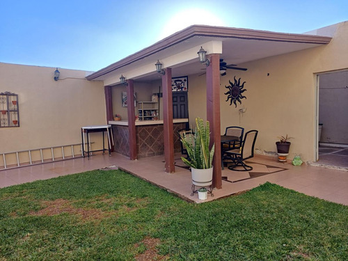 Casa En Venta En Ampliación La Rosita, Torreón, Coahuila De Zaragoza