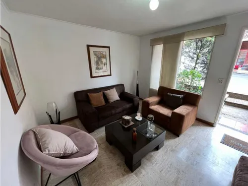 Vendo Casa Sector Loma De Los Bernal
