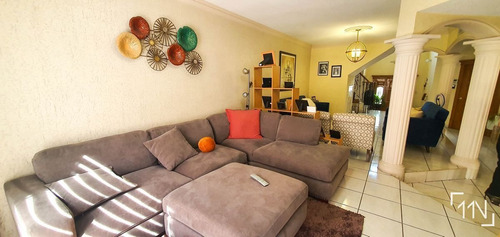Imagen 10 de 27 de Casa En Venta Las Misiones Frente A Parque