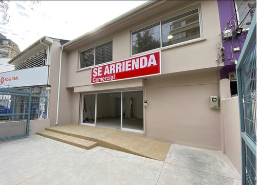 Local Comercial - Oficinas, 1 Poniente, A 1 Cuadra Mall