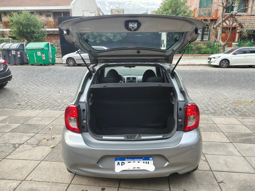 Nissan March 1.6 Active 107cv