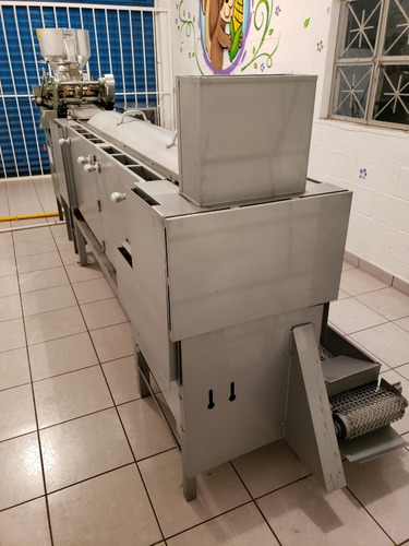 Maquina Tortilladora Celorio 100/ks Y Revolvedora