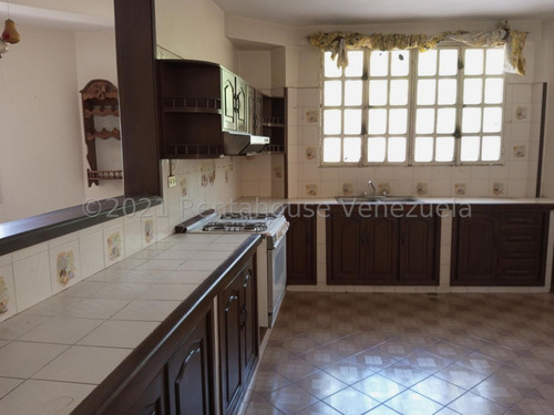 Imagen 9 de 13 de Rentahouse Concepto 0414-412.8424 / 22-11018
