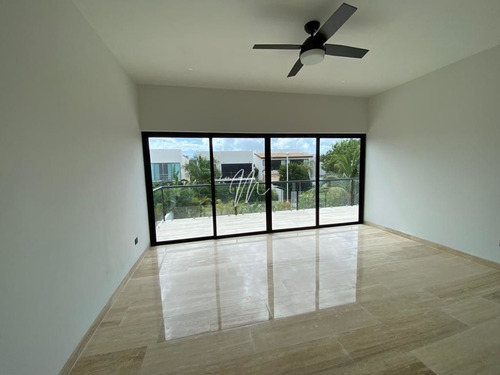 Imagen 16 de 24 de Casa En Venta En Lagos Del Sol, En Cancún