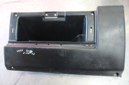 Base Guantera Tsuru 2004 16 Val 6810865y00m F3811 (Usado)