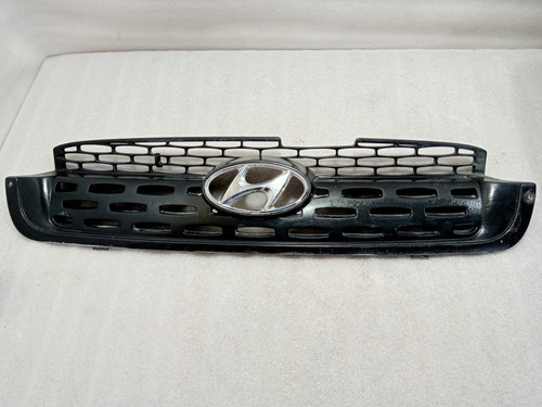 Parrilla Emblema Hyundai Atos 2001 1.0l 01-04