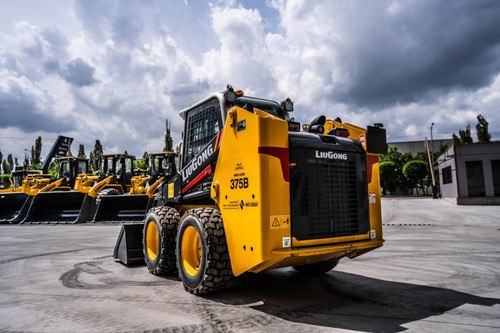 Minipala Cargadora Liugong 375b / 365b Bobcat Nueva Anticipo