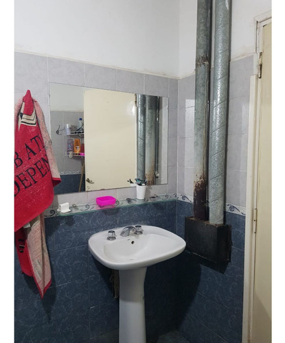 Vendo Casa Mas Dpto En El Centro De Barrio Alberdi