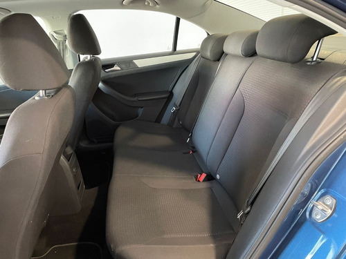 Imagen 9 de 15 de Volkswagen Jetta Comfortline 2018 Tiptronic