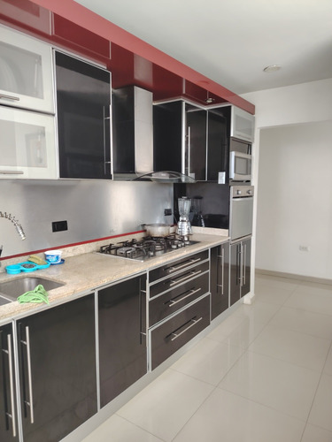Moderna Casa En El Manzano, Emss