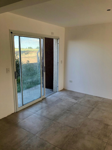 Departamento A Estrenar 3 Amb Con Patio Y Seguridad 24hs.