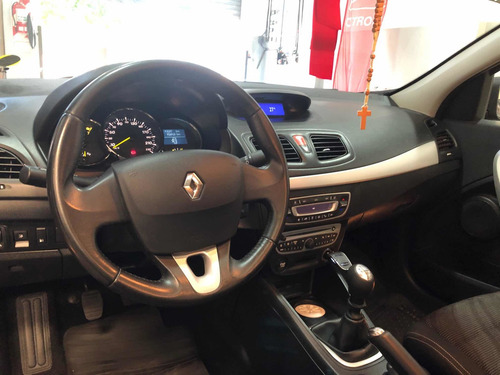 Renault Fluence 2.0 Luxe 2012
