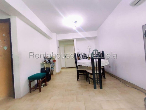 Lomas Del Avila 25-20841 Acogedor Apartamento