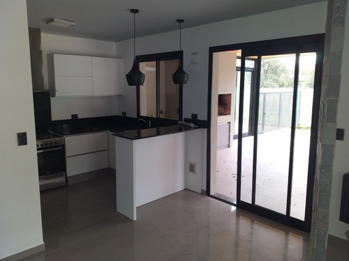 Valle Del Golf - Casa 3 Dorm- 880 M2 Terr- A Mts Cancha Golf