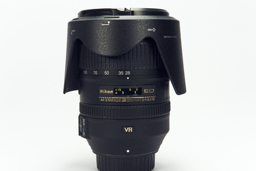 Nikon 28-300mm F/3.5-5.6g Ed Vr