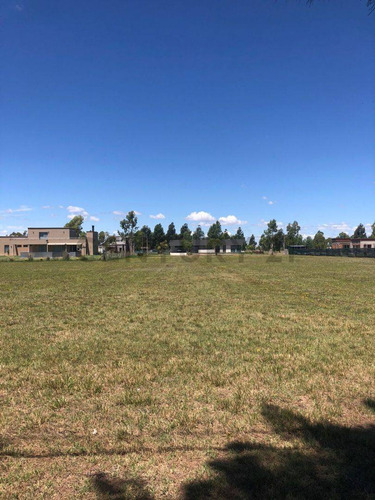 Lote En Venta En Campos De Roca Ii.brandsen Apto Credito