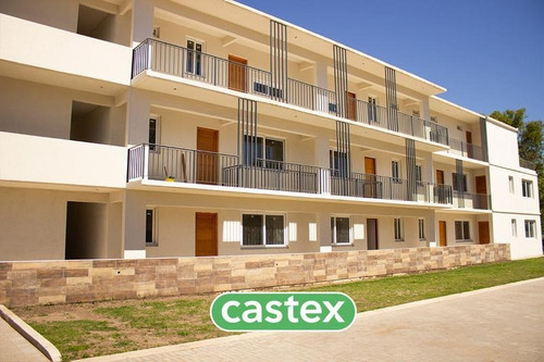 Imagen 23 de 26 de Loft De Dos Ambientes En Venta En Saravi Village, Pilar