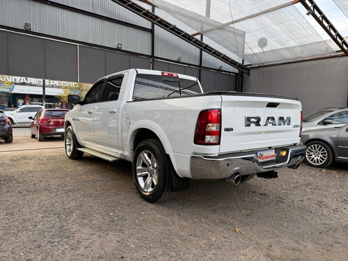 Ram 1500 5.7 V8 Laramie 4x4