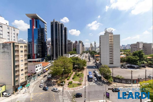Imagem 3 de 15 de Apartamento - Itaim Bibi - Sp - 637955