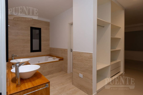 Imagen 22 de 24 de Casa - Estancia Villa Maria - Venta Con Renta