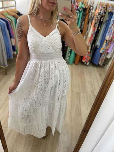 Imagen 1 de 3 de Vestido Largo Blanco Broderie Mujer The Big Shop