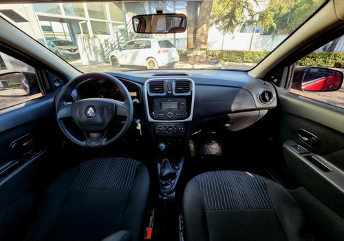 Imagen 9 de 14 de Renault Sandero Expression Pack 1.6 2018 70.000km Fcio T/usa