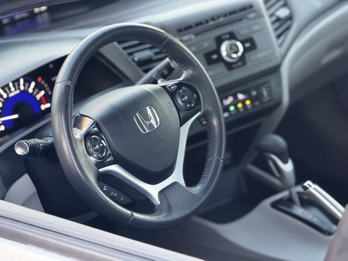Honda Civic Sedan LXR 2.0 Flexone 16V Aut. 4p