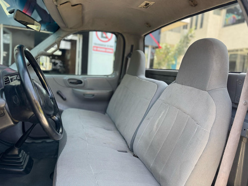 Ford Lobo F-150 Cabina Regular Xl T/m Plata 1999