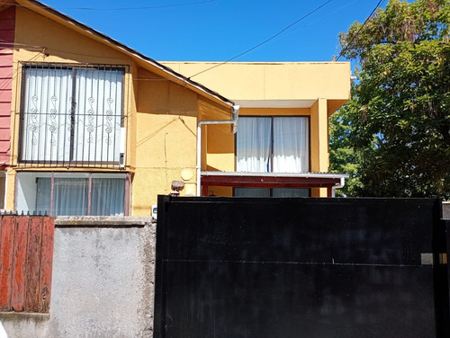 Casa Con Excelente Ubicación En Nancagua, Residencial.