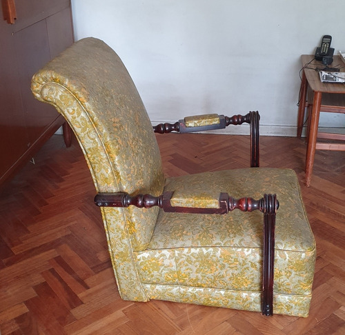 Antiguo Sillón A Reparar Patas - Tapizado Bien