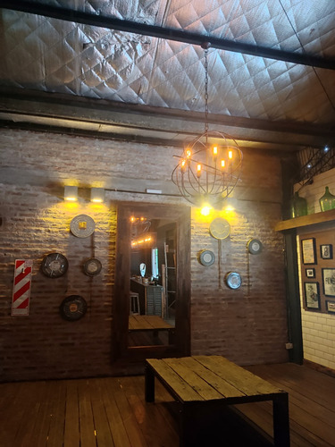 Se Vende Local 200 M2 En Abbott