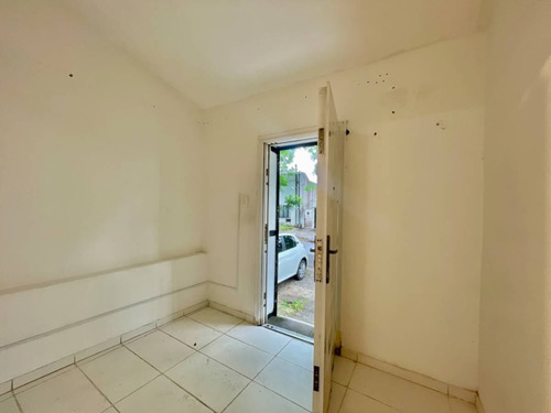 Venta Casa 3 Dormitorios Y Garaje La Teja Con Renta