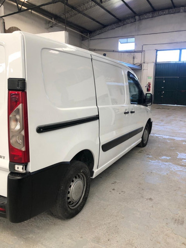 Peugeot Expert 2011