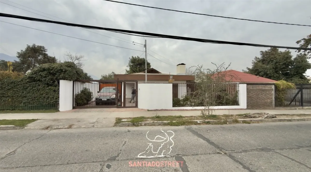 Imagen 4 de 25 de Casa En Arriendo De 5d-3b-2est-1bod 538m2.