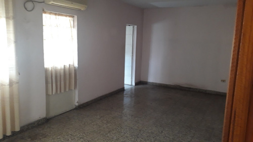 Imagen 4 de 11 de Casa Venta Isidro Casanova