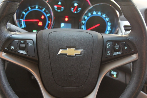 Imagem 7 de 15 de Chevrolet Cruze