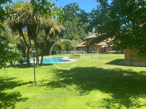 Parcela Venta Con Casa En Linares 240/ 2.520,piscina, Jardín