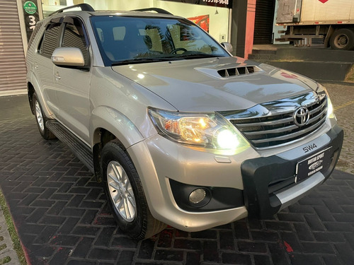 Imagem 3 de 11 de Toyota Hilux Sw4 Srv 3.0 Turbo 4x4 At