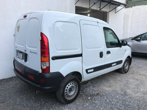 Imagen 16 de 24 de Renault Kangoo Confort 1.6 1pl Año 2018 - Liv Motors