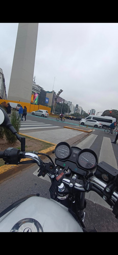 Yamaha Ybr 125 Ed Modelo 2023 Con Tan Solo 14,000klm