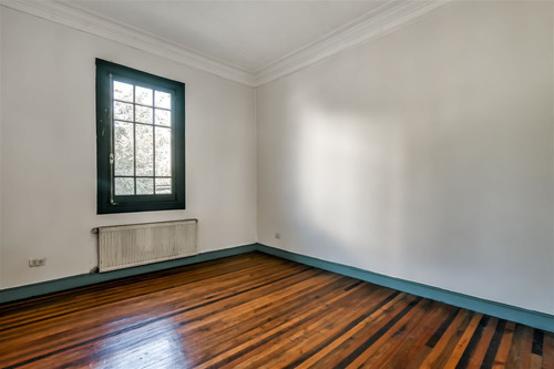 Casa Remodelada Con Patente Comercial En Excelente Estado