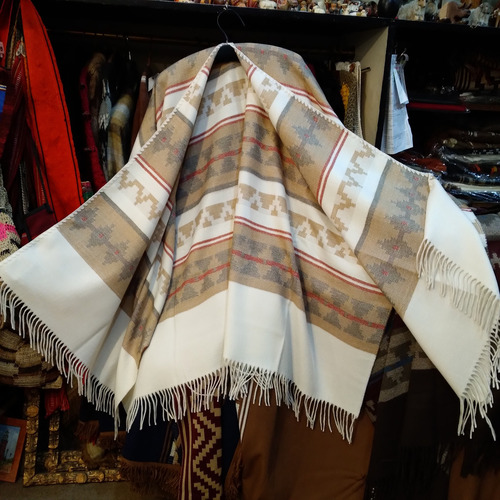 Ruana De Alpaca Super Suave .tuyunti Artesanias.