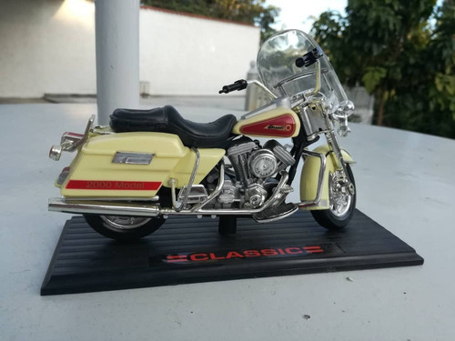 Moto Escala 1:12 Para Colección