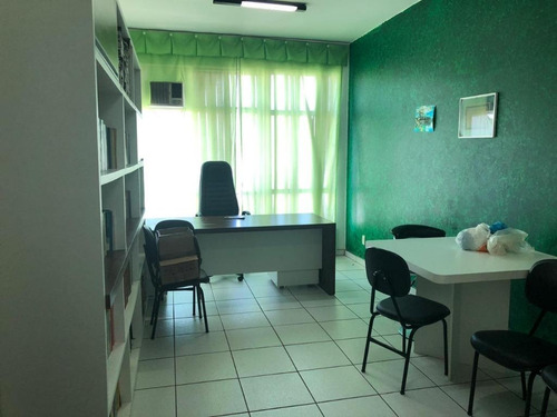 Sala À Venda, 30 M² Por R$ 39.000 - Setor Central - Sa0252
